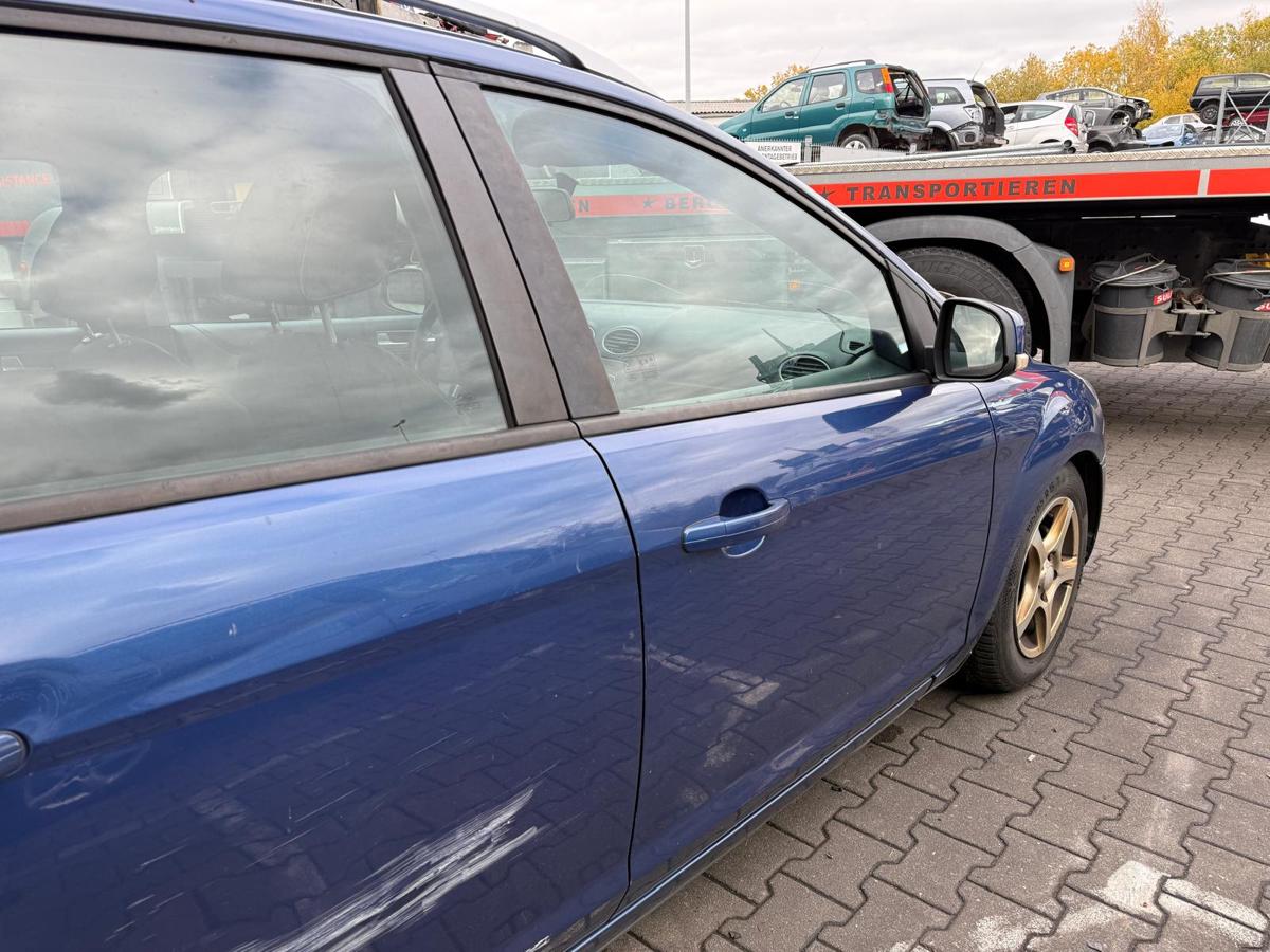 Ford Focus 2 DA3 original Tür vorn rechts Burmablau Rohbau BJ10